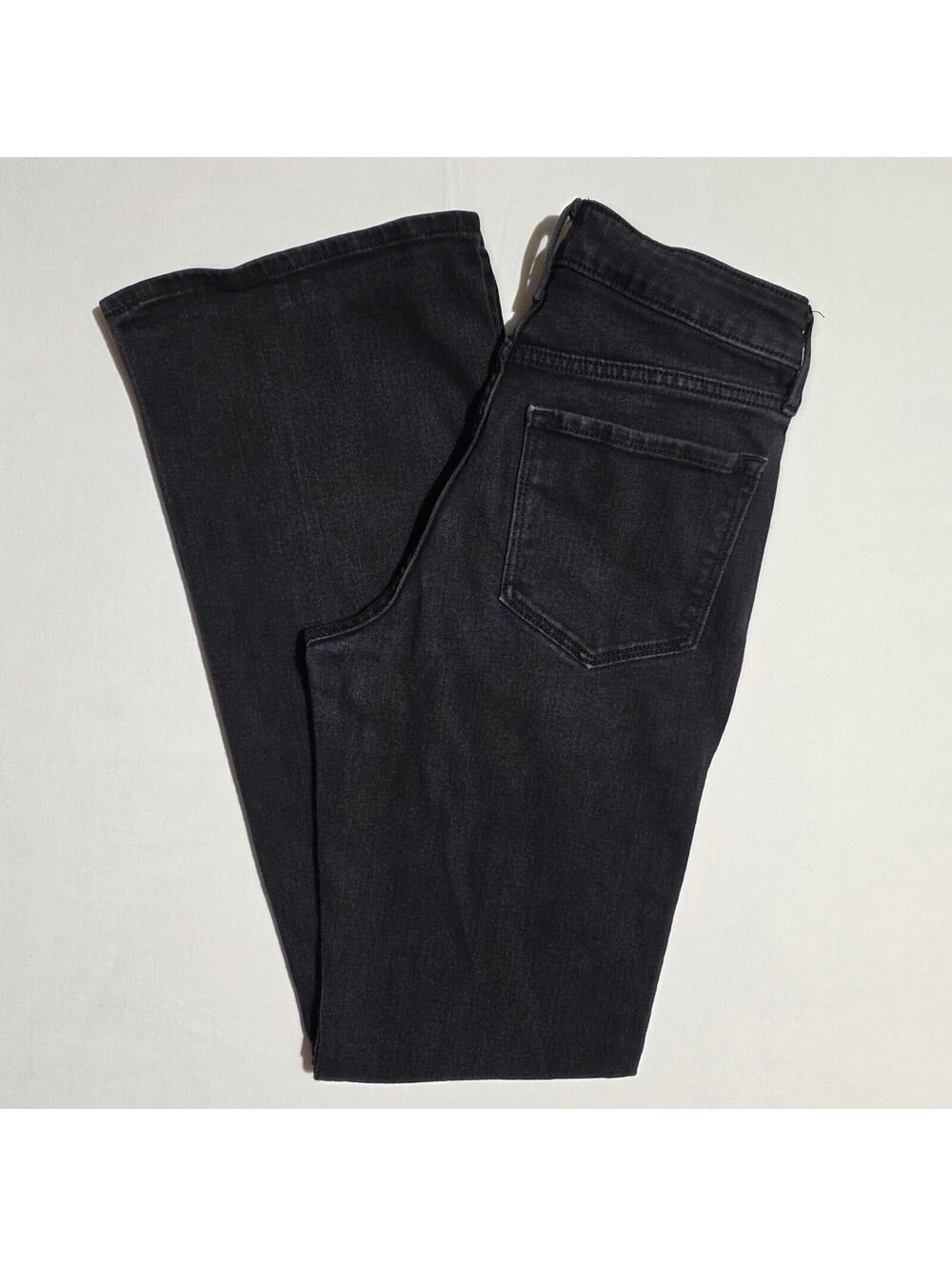 Old Navy High-Rise Wow Flare Jeans in Black, Size 2